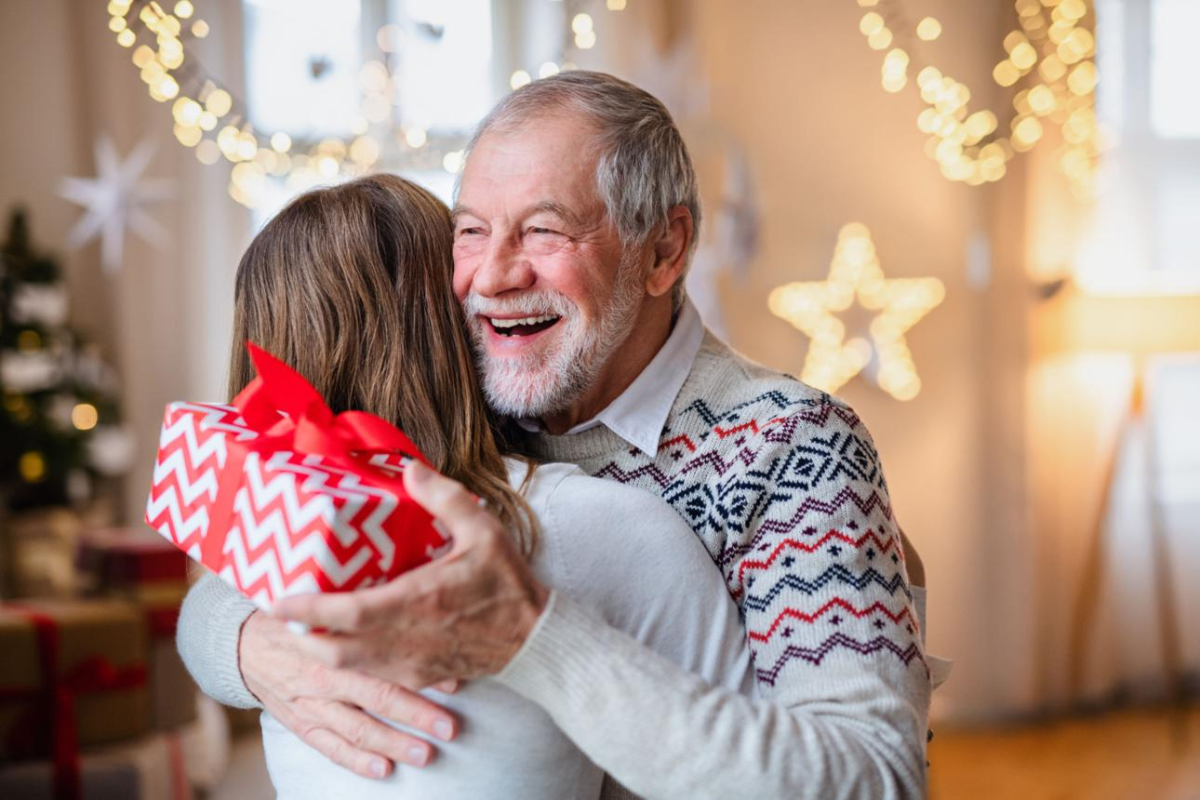 Cadeau grand-père personnalisé : les cadeaux les plus touchants à offrir