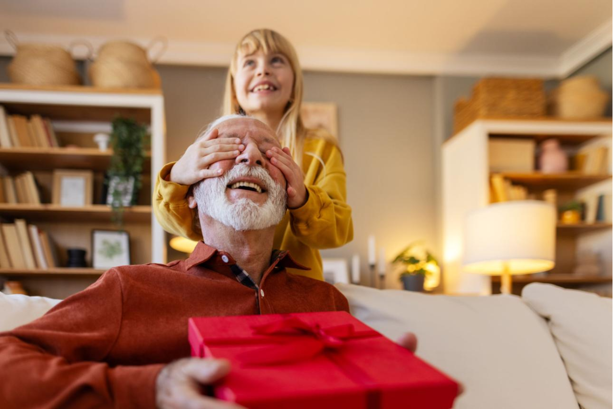 Fête des grands pères : les meilleures idées de cadeau
